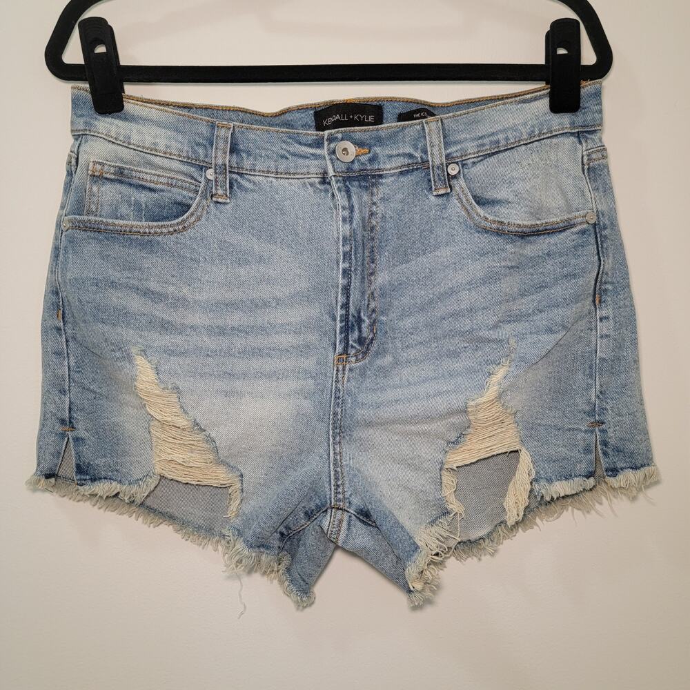 Kendall & Kylie The Icon Short Distressed High-Rise Shorts Size 13/31